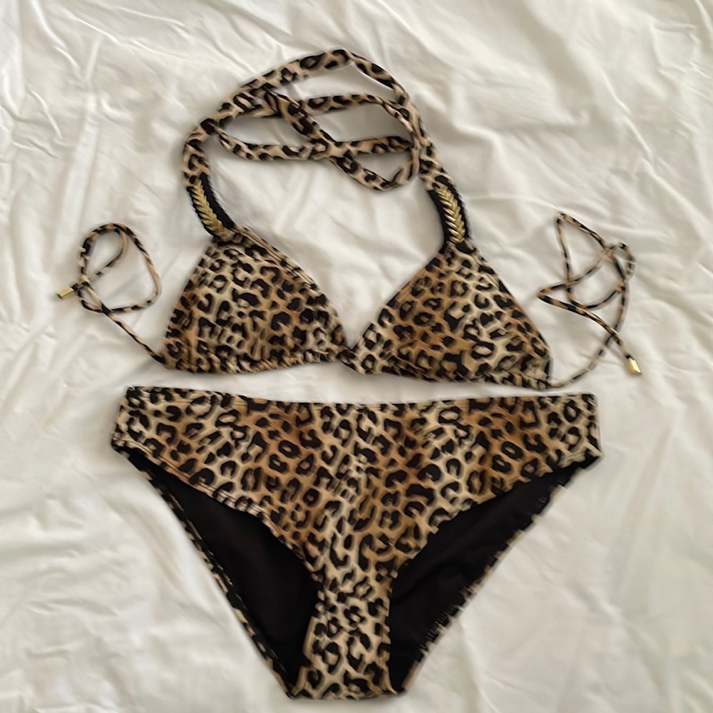 Rampage 2 Piece Leopard Print Bikini Size L New Without Tags!